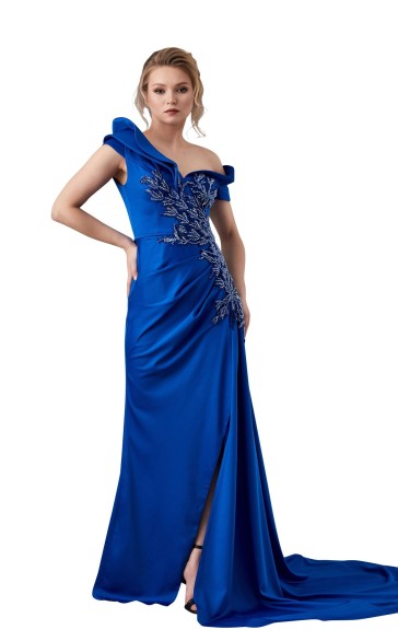 In Couture 5117 Dress