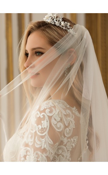 One-tier Cut Edge Cathedral Bridal Veils