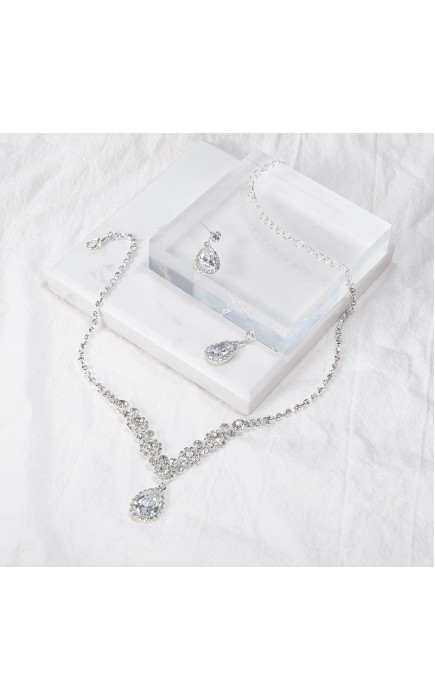 Ladies' Elegant Alloy With Drop Rhinestone Jewelry Sets For Bride