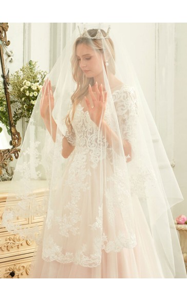 One-tier Lace Applique Edge Cathedral Bridal Veils With Lace