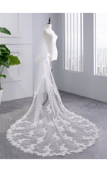 Two-tier Lace Applique Edge Chapel Bridal Veils With Lace