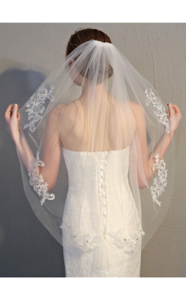 One-tier Cut Edge Fingertip Bridal Veils