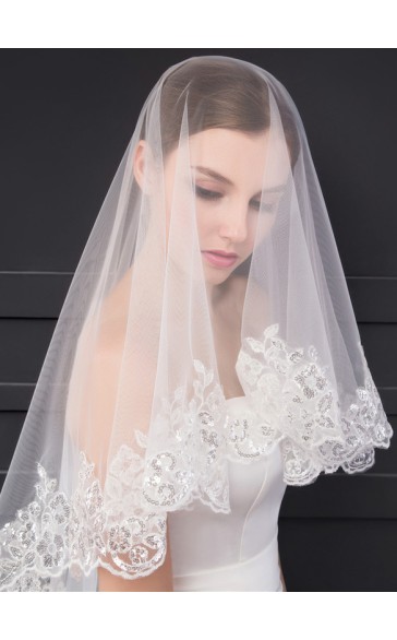 One-tier Lace Applique Edge Elbow Bridal Veils With Sequin/Lace