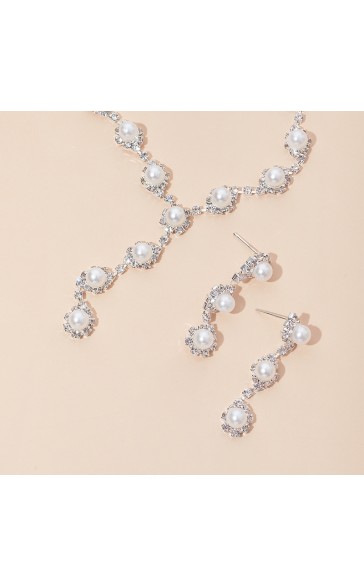 Ladies' Alloy With Irregular Rhinestone Jewelry Sets