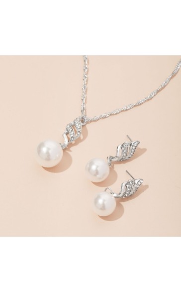 Ladies' Elegant Alloy With Irregular Rhinestone Jewelry Sets