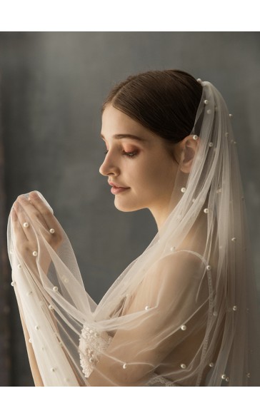 One-tier Pencil Edge Chapel Bridal Veils With Faux Pearl