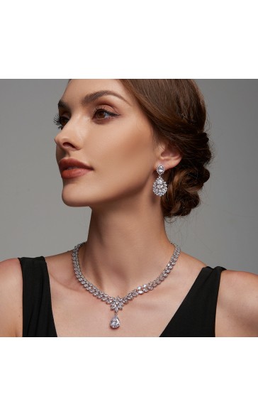 Ladies' Elegant Alloy With Irregular Rhinestone Jewelry Sets