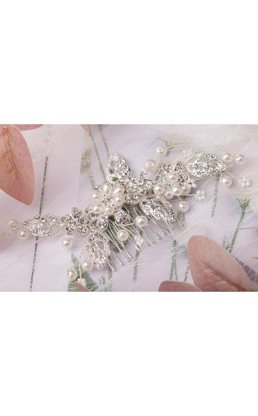 Combs & Barrettes/Headpiece Beautiful Ladies/Kids With Rhinestone/Venetian Pearl (Sold in single piece)