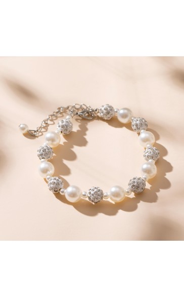 Ladies' Stylish Alloy With Round Pearl Bracelets