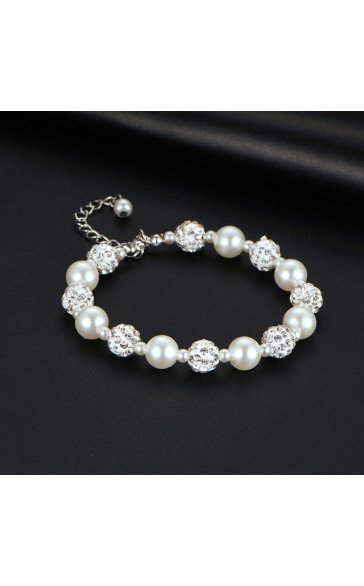 Ladies' Stylish Alloy With Round Pearl Bracelets