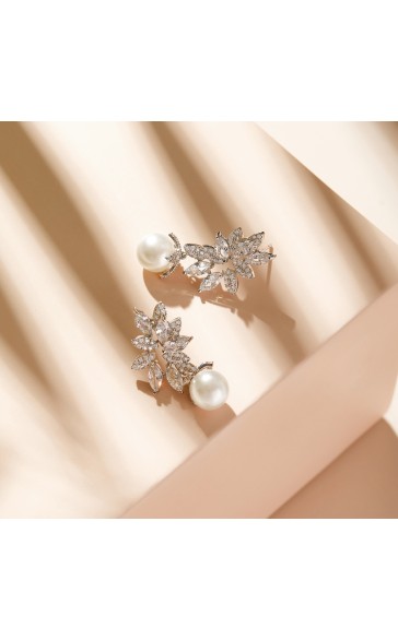 Elegant Alloy With Irregular Rhinestone Earrings