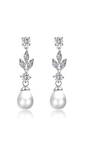 Ladies' Elegant Alloy With Irregular Cubic Zirconia Earrings