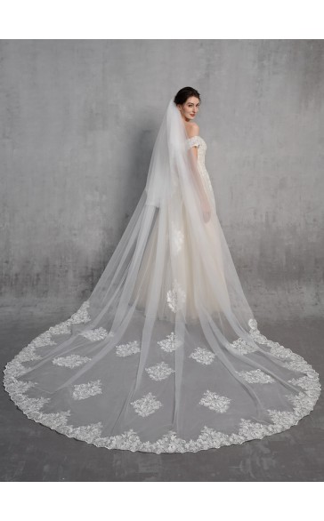 Two-tier Lace Applique Edge Cathedral Bridal Veils With Lace