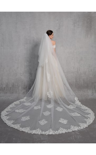 Two-tier Lace Applique Edge Cathedral Bridal Veils With Lace