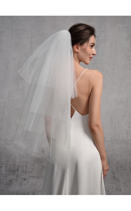 Four-tier Cut Edge Elbow Bridal Veils With Lace