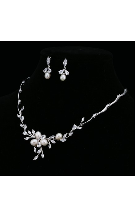 Ladies' Beautiful Alloy Jewelry Sets