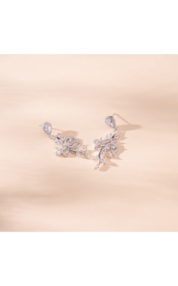 Ladies' Fashionable Alloy With Irregular Cubic Zirconia Earrings