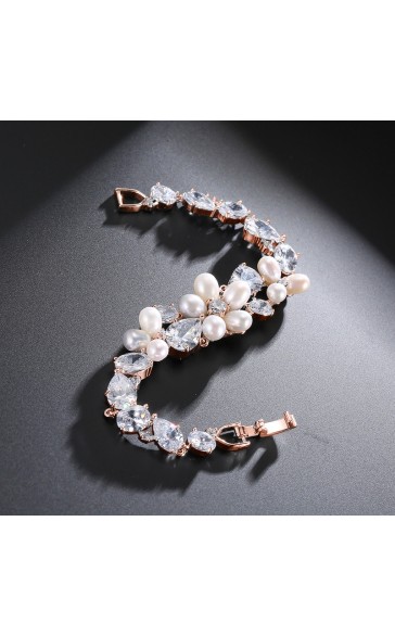 Elegant/Beautiful/Classic Alloy With Drop Cubic Zirconia/Imitation Pearls Bracelets