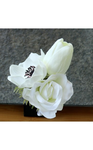 Elegant/Fascinating/Dreamlike Free-Form Silk Flower Boutonniere -