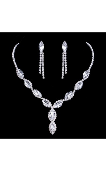 Ladies' Elegant/Beautiful/Classic/Pretty/Attractive Alloy With Oval Rhinestone Jewelry Sets