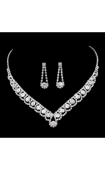 Ladies' Elegant/Beautiful/Classic/Pretty/Attractive Alloy With Irregular Rhinestone Jewelry Sets