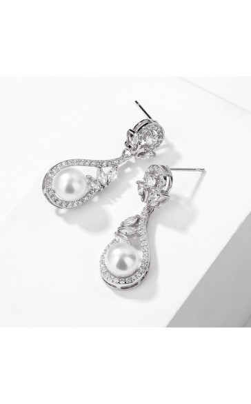 Ladies' Elegant/Beautiful/Classic/Pretty/Attractive Alloy With Oval Rhinestone Earrings