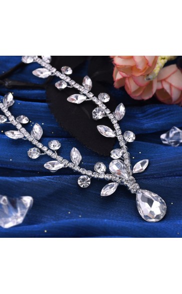 Elegant/Beautiful Alloy With Round Rhinestone Necklaces