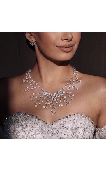 Beautiful Alloy With Round Rhinestone Necklaces