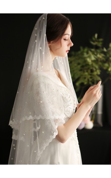 Two-tier Lace Applique Edge Fingertip Bridal Veils With Beading