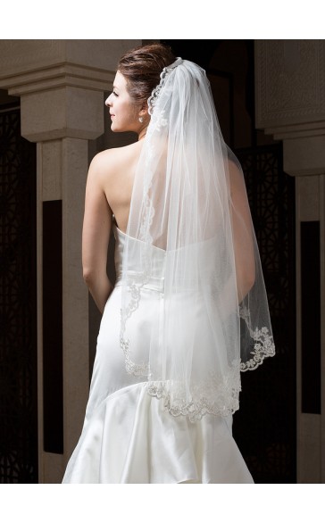 One-tier Lace Applique Edge Fingertip Bridal Veils With Lace