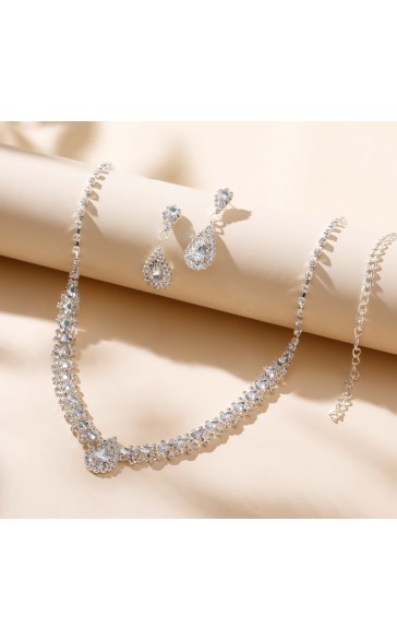 Gorgeous Alloy With Irregular Rhinestone Jewelry Sets