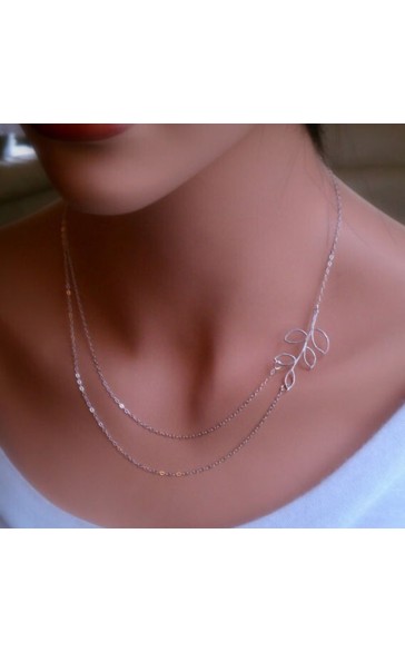 Ladies' Unique Alloy With Irregular Rhinestone Necklaces